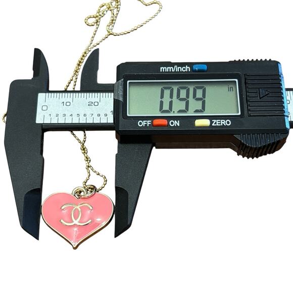 Chanel button vintage charm Necklace Unbranded Gold Plated Sterling Silver Chain - Picture 9 of 9